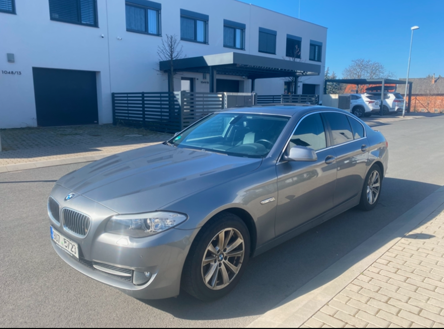 kontrolované auto značky BMW 525D
